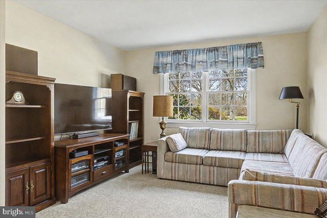 528 E COURT ST, Doylestown, PA 18901