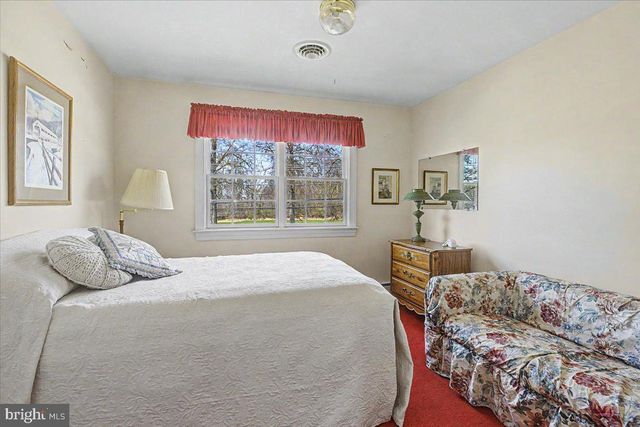 528 E COURT ST, Doylestown, PA 18901