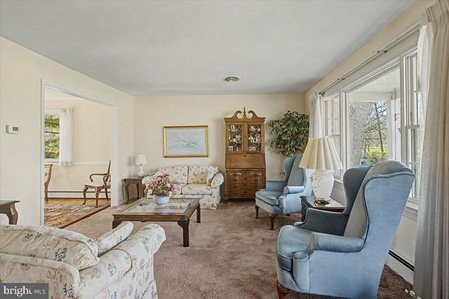 528 E COURT ST, Doylestown, PA 18901