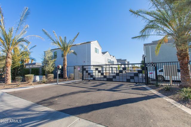 2601 N 27TH Street 6, Phoenix, AZ 85008