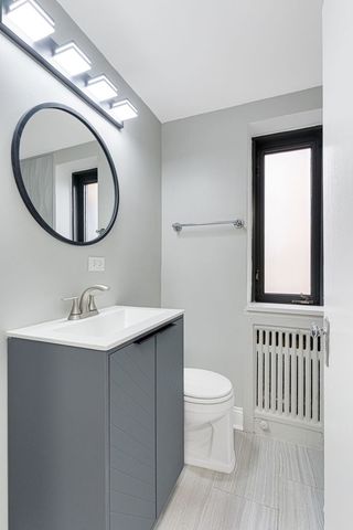 5056 N Marine Drive 4A, Chicago, IL 60640