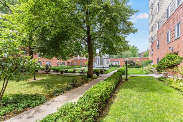 5056 N Marine Drive 4A, Chicago, IL 60640