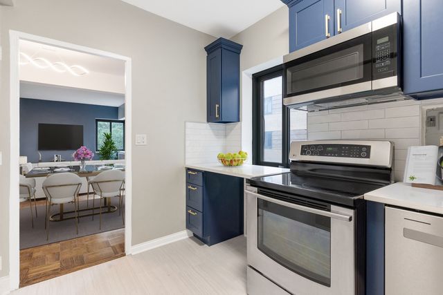 5056 N Marine Drive 4A, Chicago, IL 60640
