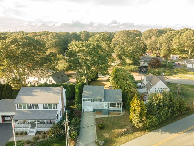 895 Shennecossett Road, Groton, CT 06340
