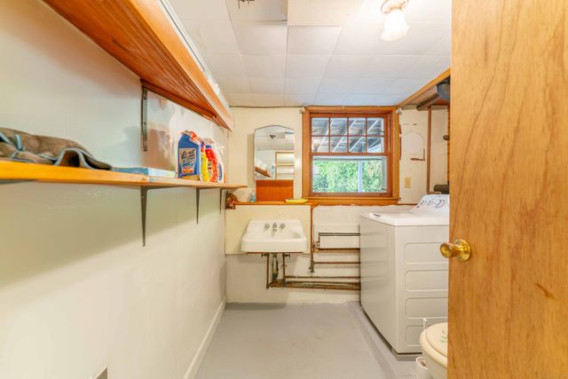 895 Shennecossett Road, Groton, CT 06340