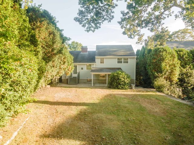 895 Shennecossett Road, Groton, CT 06340