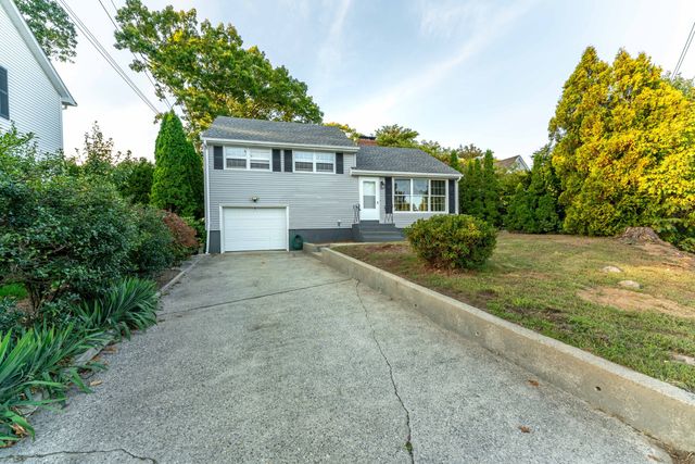 895 Shennecossett Road, Groton, CT 06340