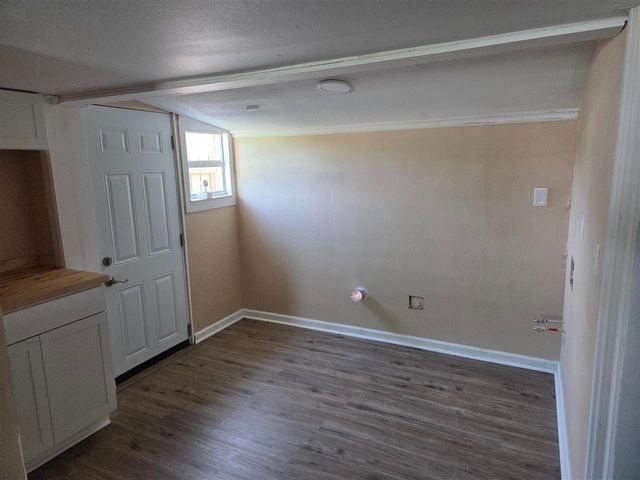 203 NW Morford Dr, Lawton, OK 73507