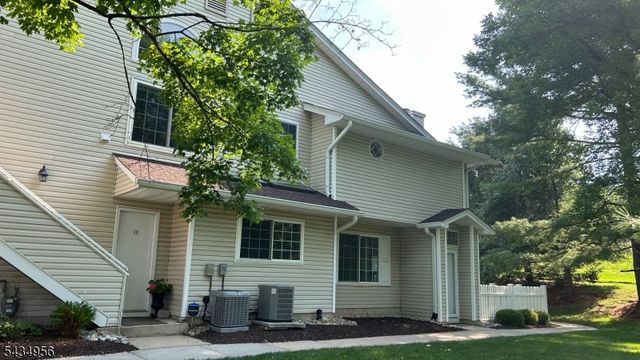 9 Evans Court, Bedminster Twp., NJ 07921