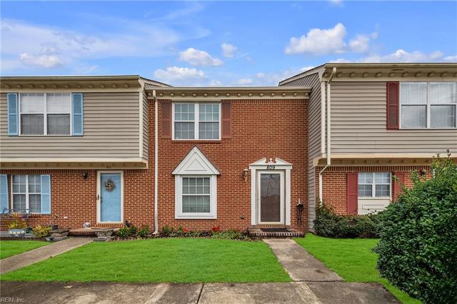809 Huntly DR, Chesapeake, VA 23320