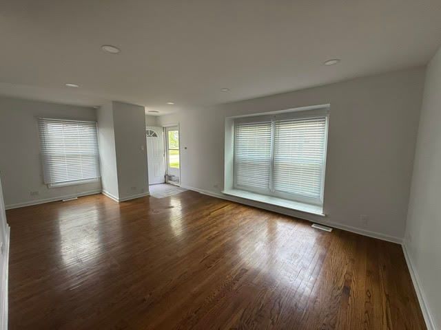 620 ACADEMY Court, Schaumburg, IL 60194