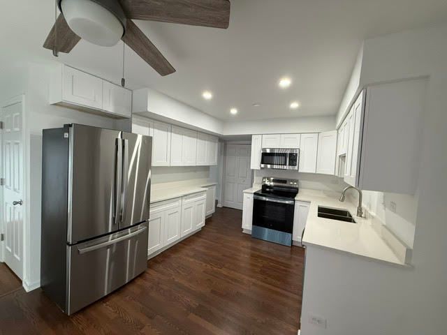 620 ACADEMY Court, Schaumburg, IL 60194
