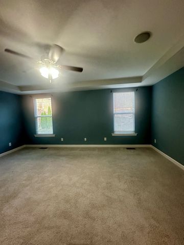 402 Valley Spring Dr, Mount Juliet, TN 37122