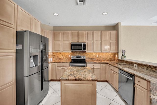 12571 COUNTRYSIDE Terrace, Cooper City, FL 33330