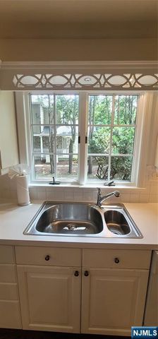 437 Summit Street, Ridgewood, NJ 07450