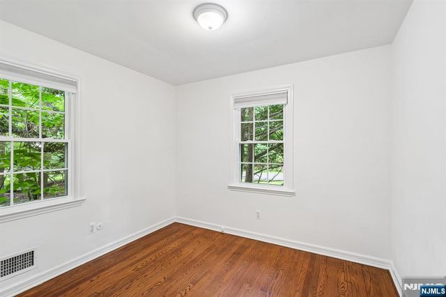 437 Summit Street, Ridgewood, NJ 07450