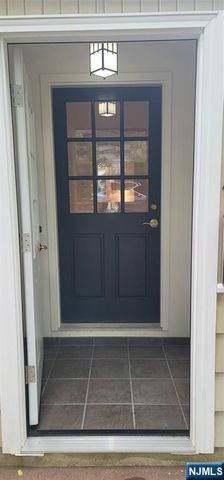 437 Summit Street, Ridgewood, NJ 07450