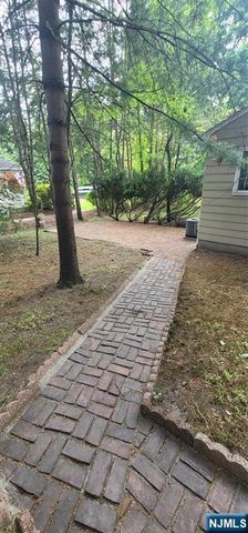 437 Summit Street, Ridgewood, NJ 07450
