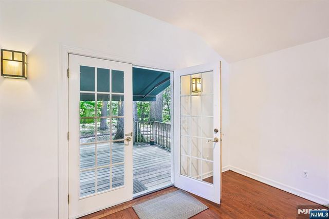 437 Summit Street, Ridgewood, NJ 07450