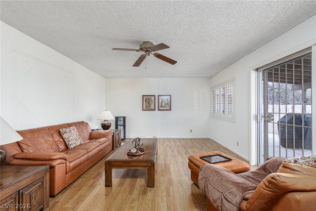 4470 Cranbrook Way, Las Vegas, NV 89103