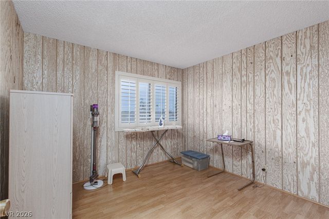 4470 Cranbrook Way, Las Vegas, NV 89103