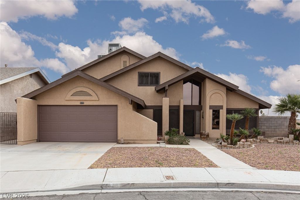 4470 Cranbrook Way, Las Vegas, NV 89103
