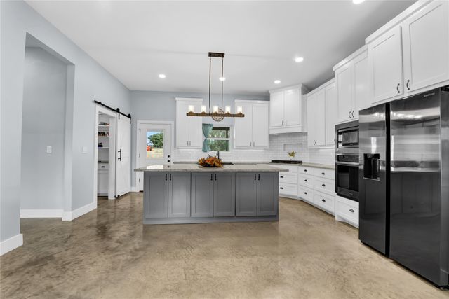 2190 Jordan Road, Poolville, TX 76487