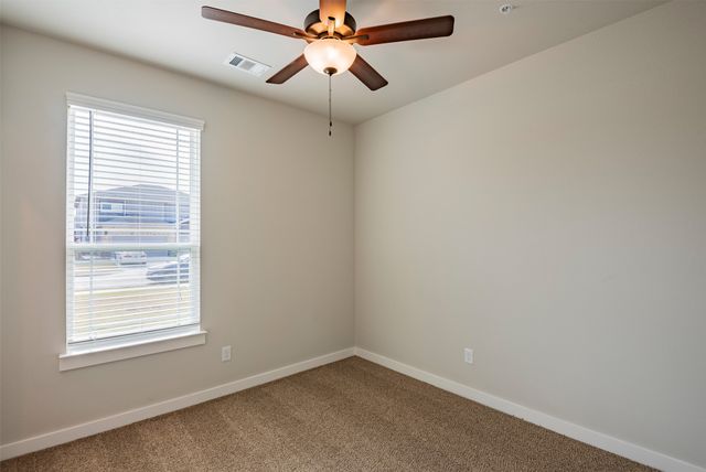 609 Wheatfield Drive, Venus, TX 76084