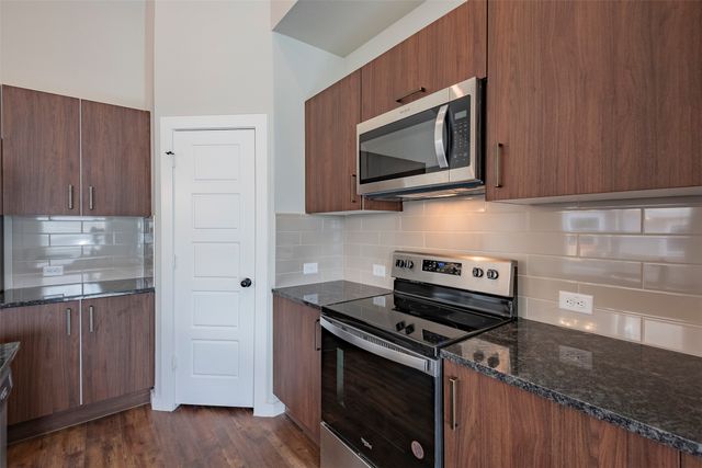 609 Wheatfield Drive, Venus, TX 76084