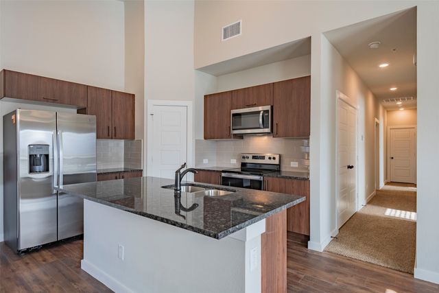 609 Wheatfield Drive, Venus, TX 76084