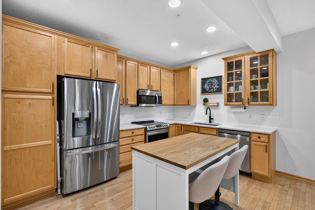 15557 Dunraven Drive 1310, Apple Valley, MN 55124 — photo 3