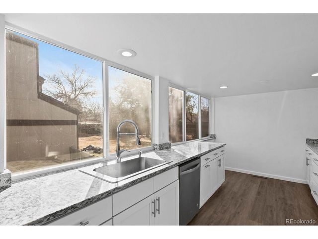 6740 E Heritage Pl, Centennial, CO 80111