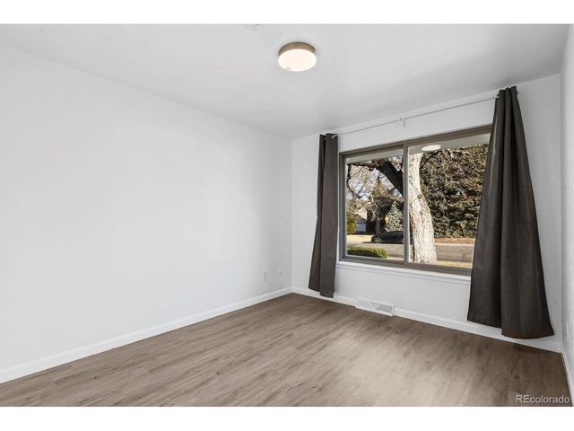 6740 E Heritage Pl, Centennial, CO 80111