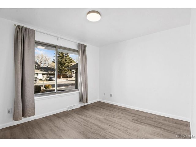 6740 E Heritage Pl, Centennial, CO 80111