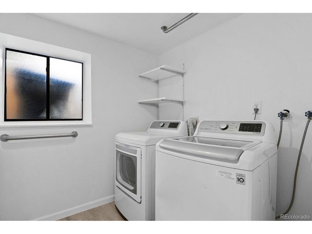 6740 E Heritage Pl, Centennial, CO 80111