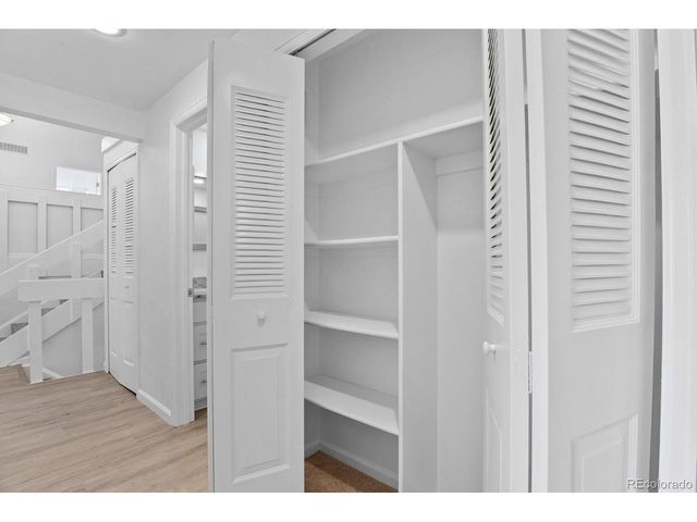 6740 E Heritage Pl, Centennial, CO 80111