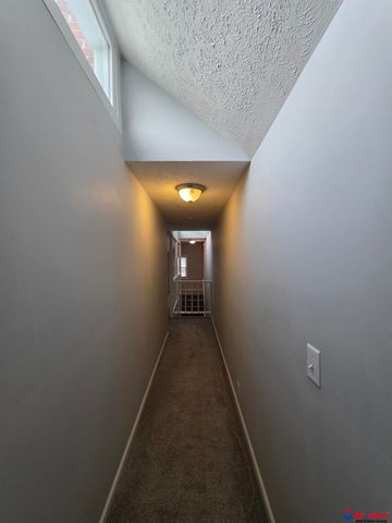 3021 N 42 Street, Omaha, NE 68111
