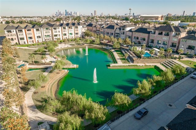 2715 Stelter Place, Houston, TX 77007