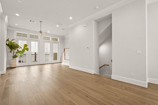 2715 Stelter Place, Houston, TX 77007