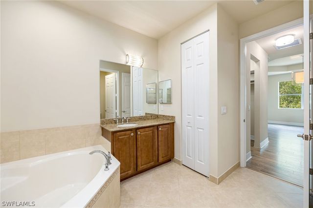 6510 Monterey PT 204, Naples, FL 34105