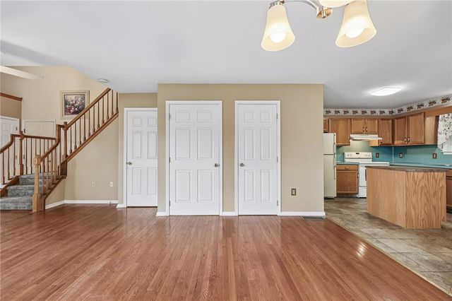 50 Crown Drive, Easton, PA 18040