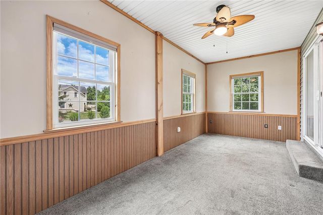 50 Crown Drive, Easton, PA 18040