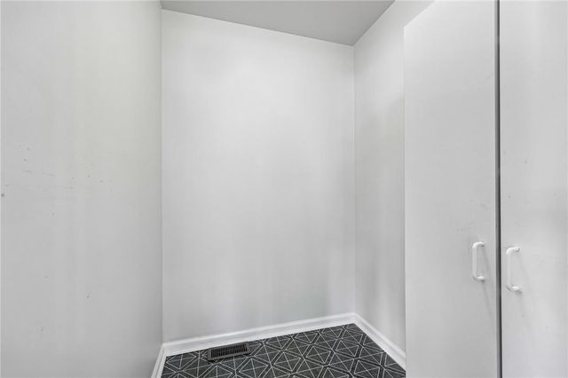 50 Crown Drive, Easton, PA 18040