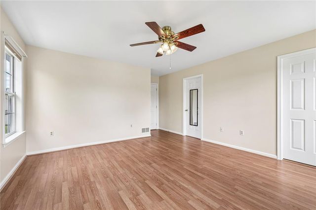 50 Crown Drive, Easton, PA 18040