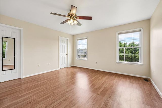 50 Crown Drive, Easton, PA 18040
