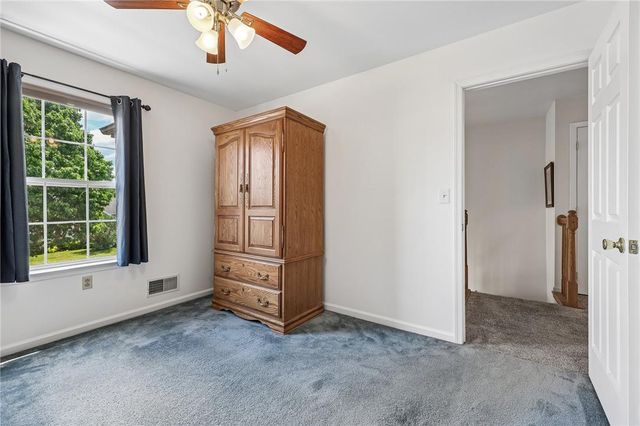 50 Crown Drive, Easton, PA 18040