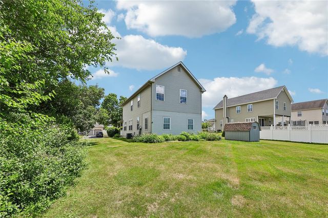 50 Crown Drive, Easton, PA 18040