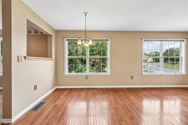 50 Crown Drive, Easton, PA 18040