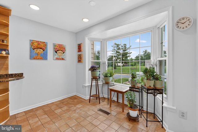 6415 BIRCHLEIGH CIR, Alexandria, VA 22315