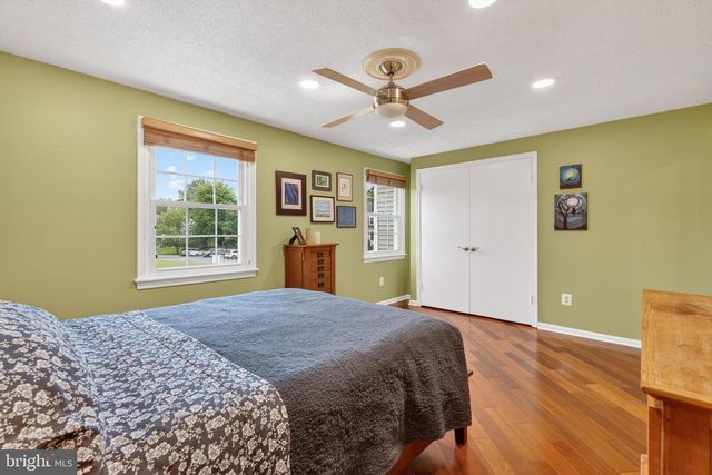 6415 BIRCHLEIGH CIR, Alexandria, VA 22315